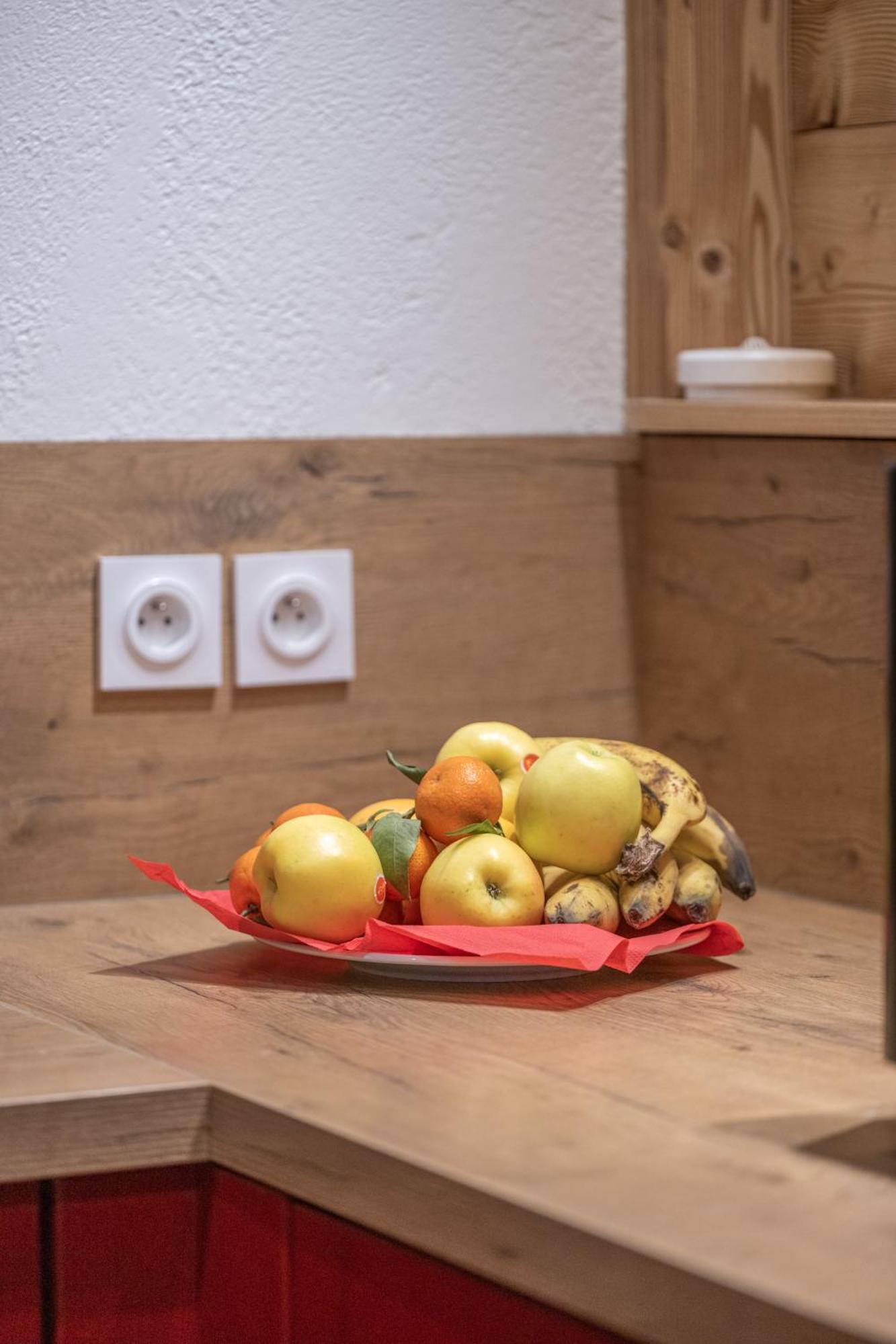 Chalet Alpe D'Huez 1850-Sea And Mountain Pleasure Avec 2 Appartements- 1 Appartement 3 Chambres 8 Couchages - 3 Salles D'Eau Et 1 Appartement 5 Chambres 12 Couchages 5 Salles D'Eau - Jacuzzi Et Sauna -Pieds Des Pistes Et Centre Екстер'єр фото