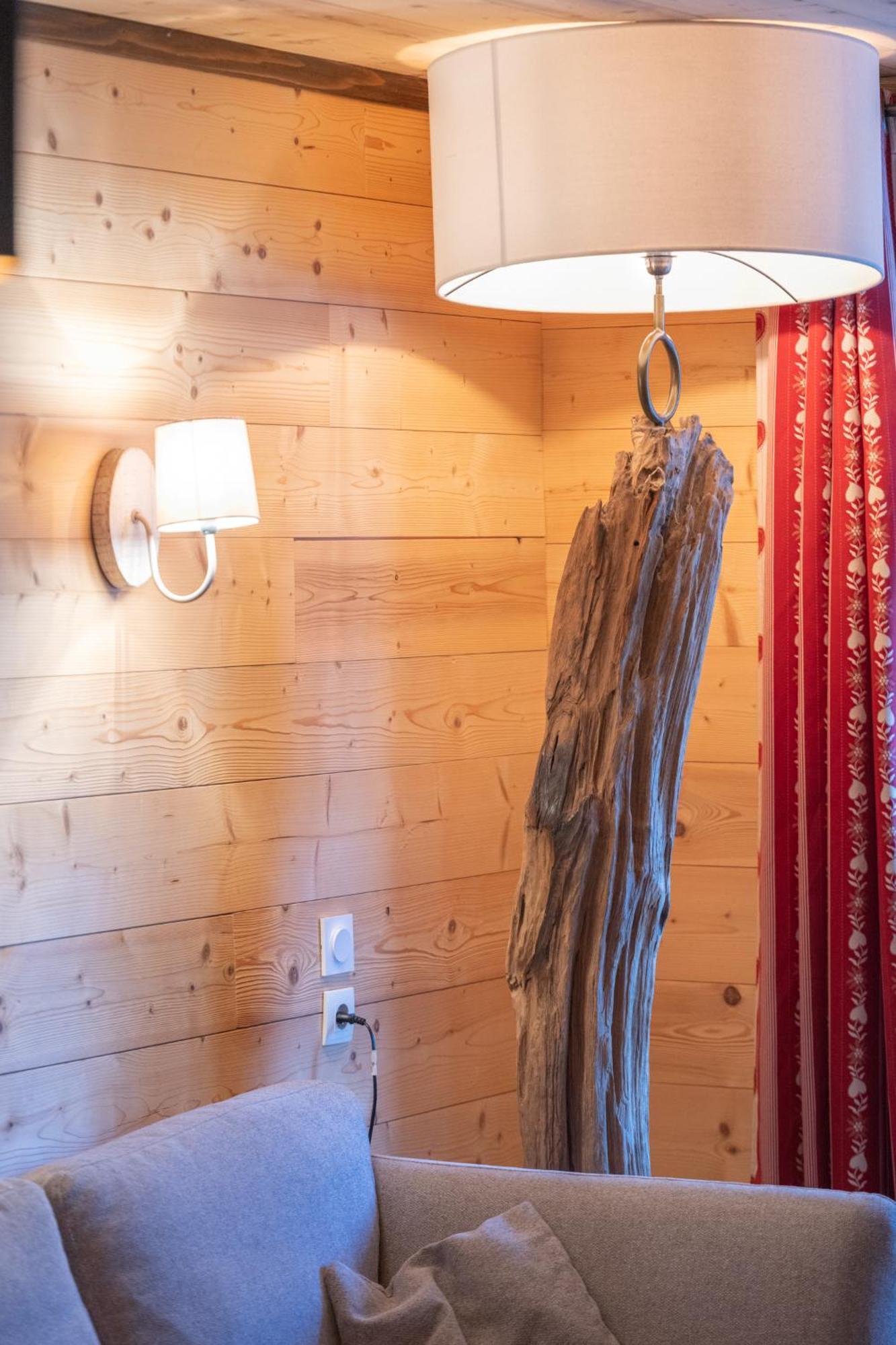 Chalet Alpe D'Huez 1850-Sea And Mountain Pleasure Avec 2 Appartements- 1 Appartement 3 Chambres 8 Couchages - 3 Salles D'Eau Et 1 Appartement 5 Chambres 12 Couchages 5 Salles D'Eau - Jacuzzi Et Sauna -Pieds Des Pistes Et Centre Екстер'єр фото